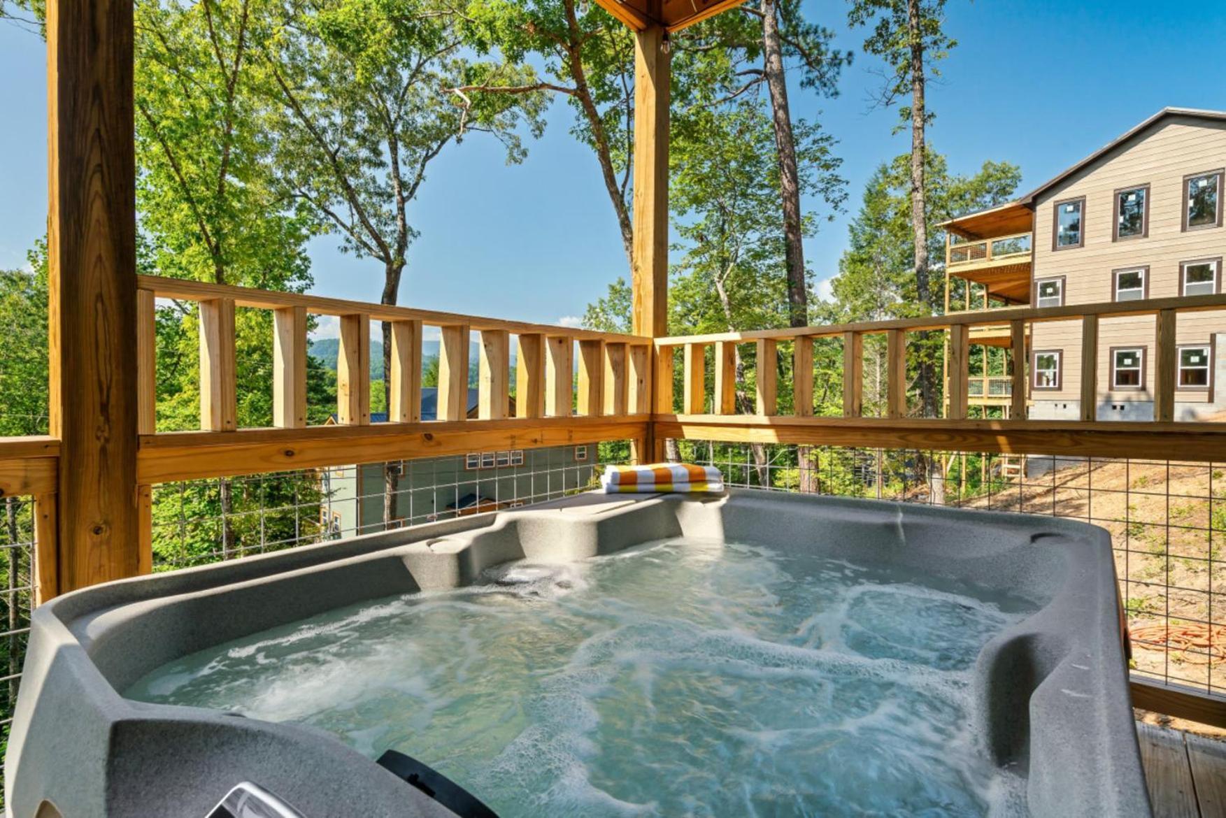 Tranquil Mountain Getaway By Ghosal Luxury Lodging Gatlinburg Esterno foto
