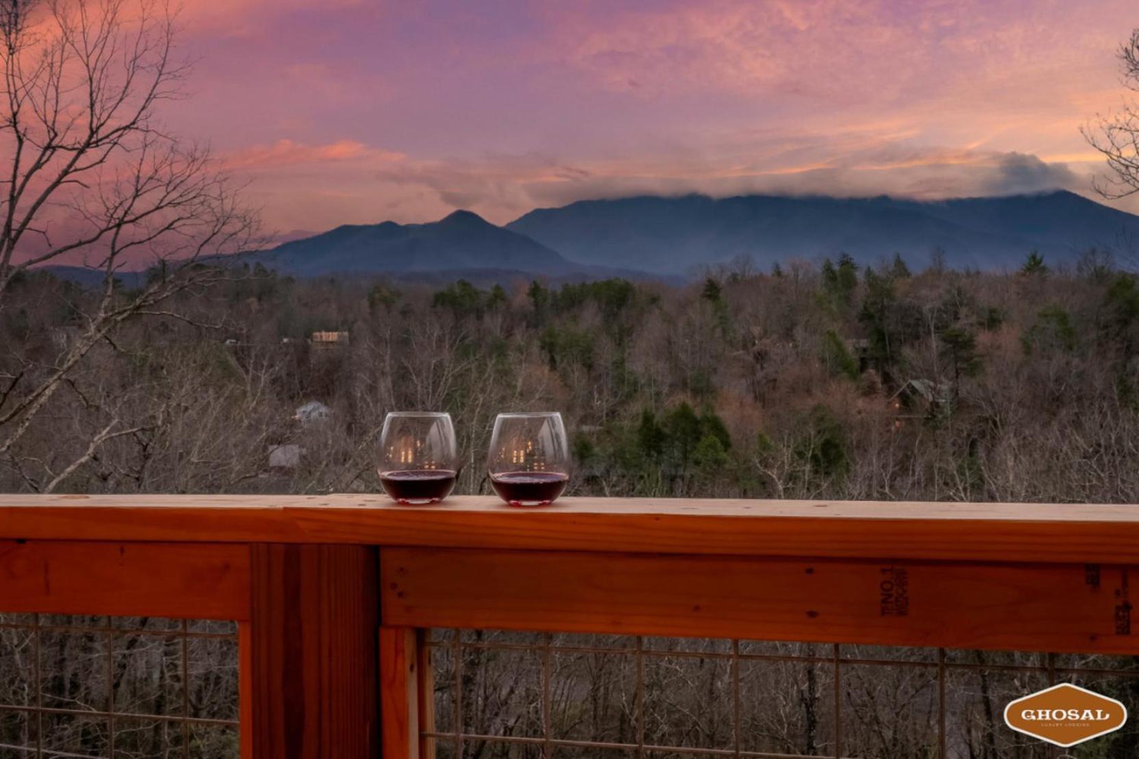 Tranquil Mountain Getaway By Ghosal Luxury Lodging Gatlinburg Esterno foto