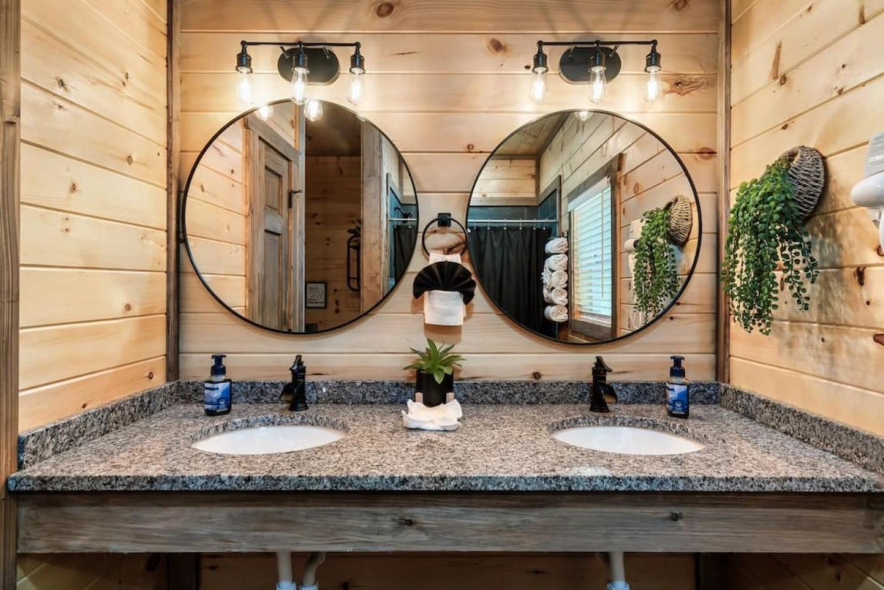 Tranquil Mountain Getaway By Ghosal Luxury Lodging Gatlinburg Esterno foto