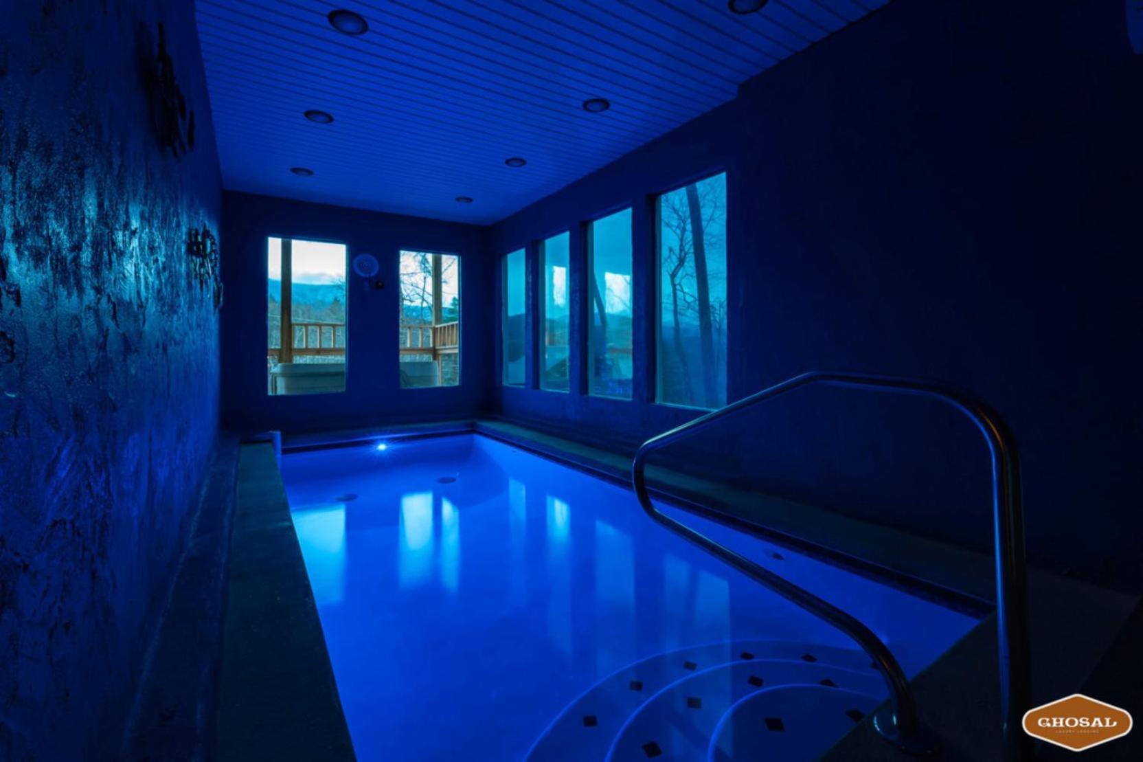 Tranquil Mountain Getaway By Ghosal Luxury Lodging Gatlinburg Esterno foto